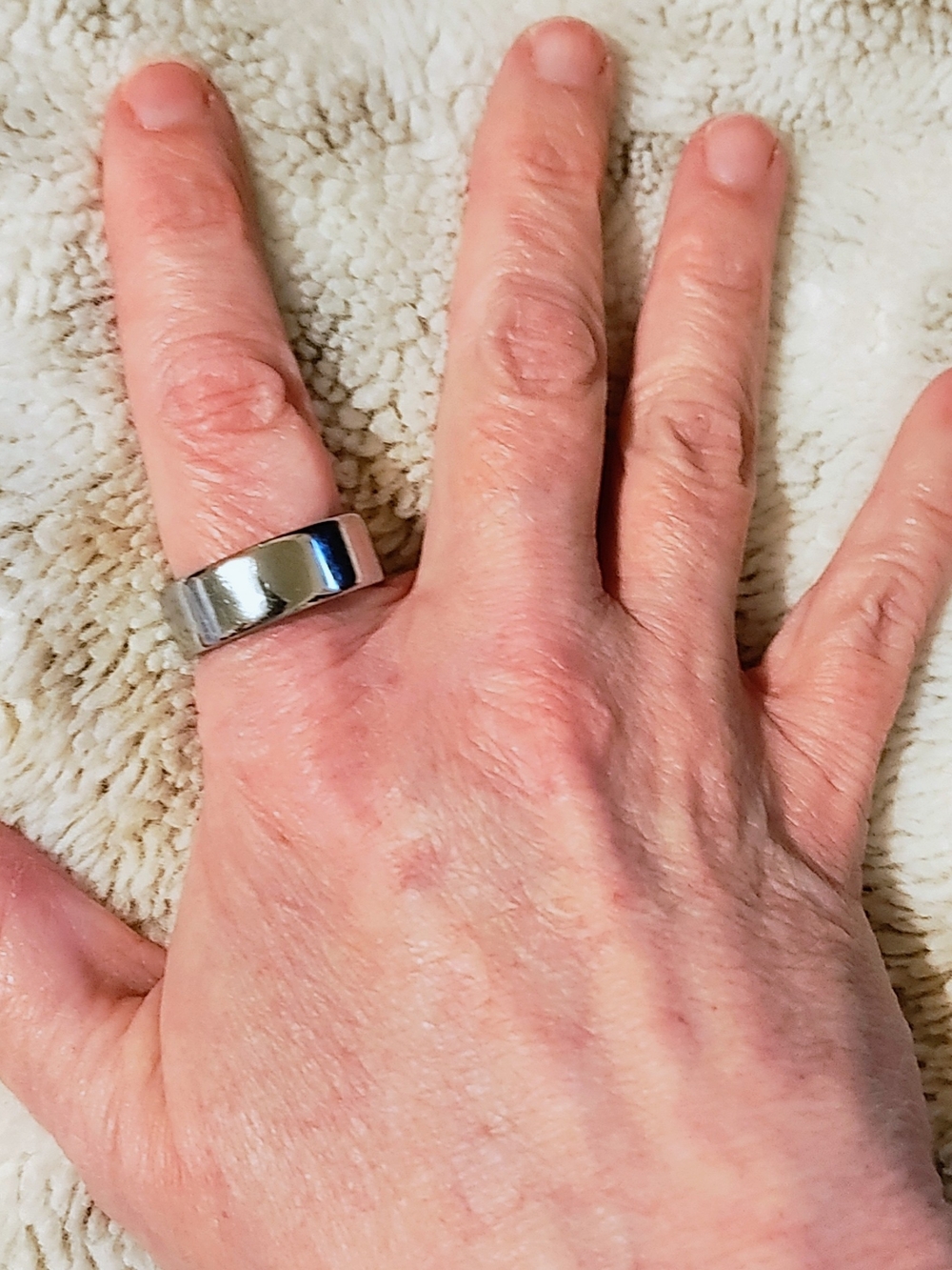 Oura Gen 4 Ring - Picture 3 of 5